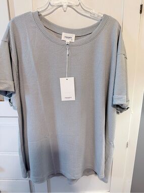 ANDREE BY UNIT Light Gray Waffle Knit Tunic Top